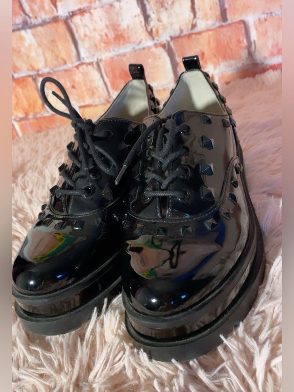 Jessica Simpson Black Patent Studded Platform Oxfords